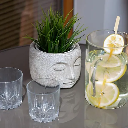 Apartment Batorego 7 Apartament With Terrace & Parking Downtown By Renters Gdynia